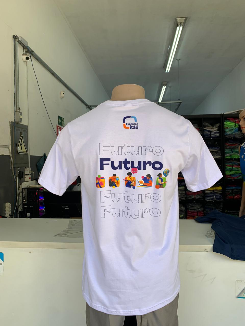Camiseta produzida para Fundação Itaú